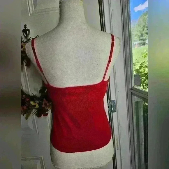 One step up red crop camisole juniors large - Picture 2 of 3